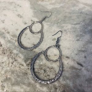 Paparazzi hammered earrings